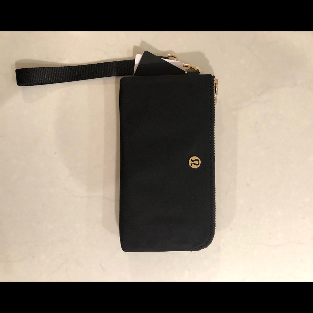 NWT Lululemon Now & Always Pouch